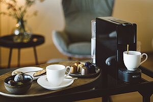 zwischendurch eine Tasse Kaffee genießen