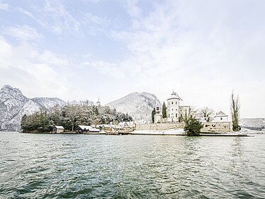 Monastery of Traunkirchen in winter