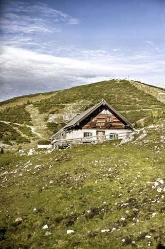 Mountain hut on Feuerkogel 