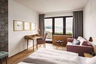 Mini Suite with balcony and lake view