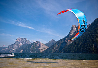 Kiten am Traunsee, (c) Oberösterreich Tourismus GmbH Hermann Erber