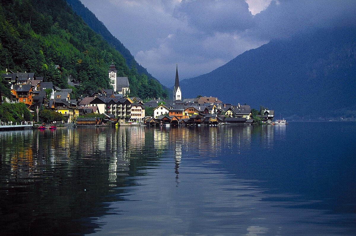 Ortsansicht mit Hallstättersee, (c) Oberösterreich Tourismus GmbH, Himsl