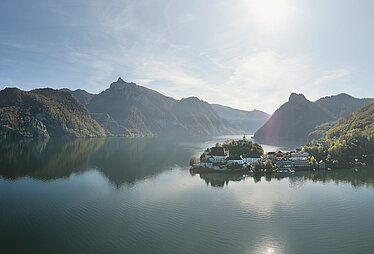 Seehotel Das Traunsee auf der Halbinsel Traunkirchen