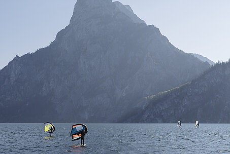 [Translate to Englisch:] Beim Sport auf dem Wasser dem Alltag entfliehen 